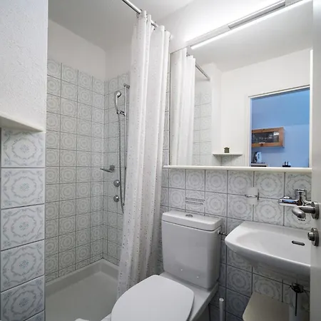 Paradies 305 Apartman *